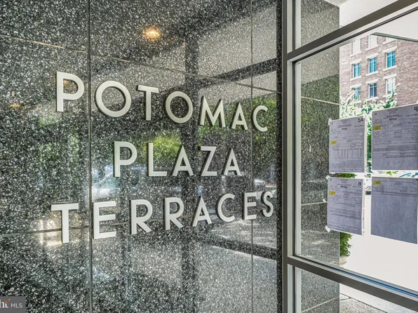 730 24th St NW APT 612, Washington, DC 20037