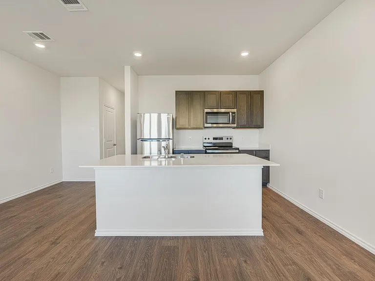 312 Arbor Dr — Photo 7