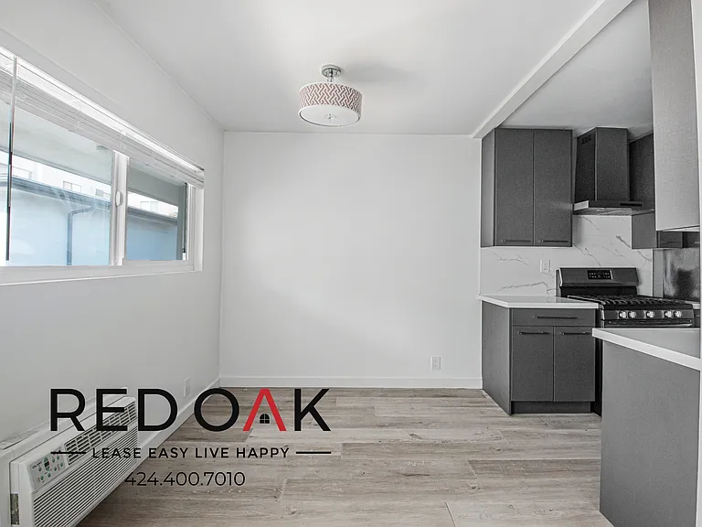 514 S Mariposa Ave #204 — Photo 4
