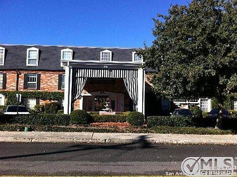 2nd image of 8401 N New Braunfels Ave APT 208A