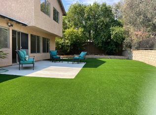 2433 Laurelpark Ct, Thousand Oaks, CA 91362
