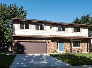 3321 Chalet Dr NW, Rochester, MN 55901