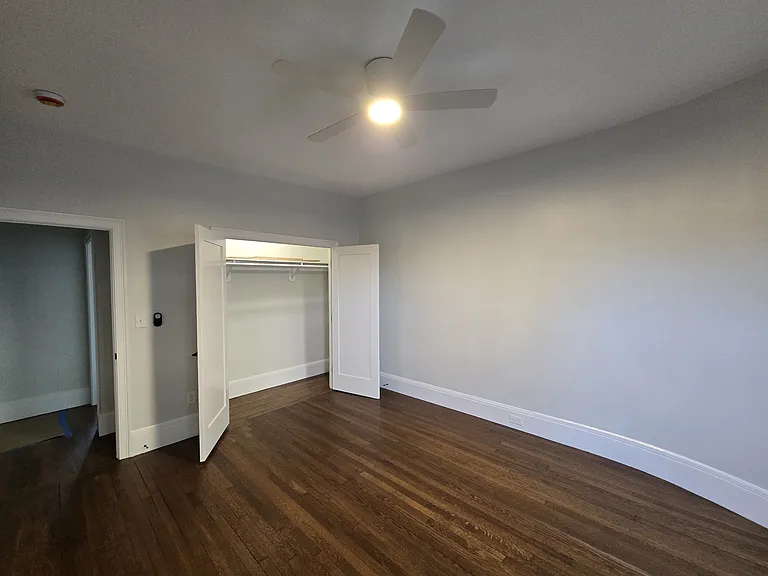 369 Tappan St — Photo 9