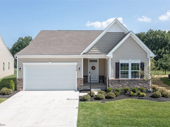 34648 N Legends Way, Grafton, OH 44044