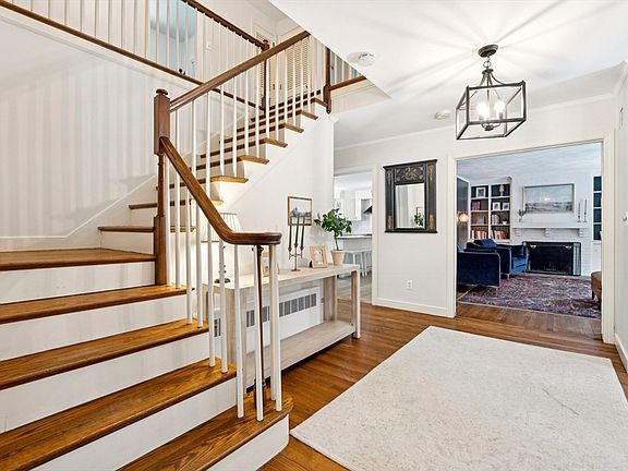 3rd image of 59 Spywood Rd