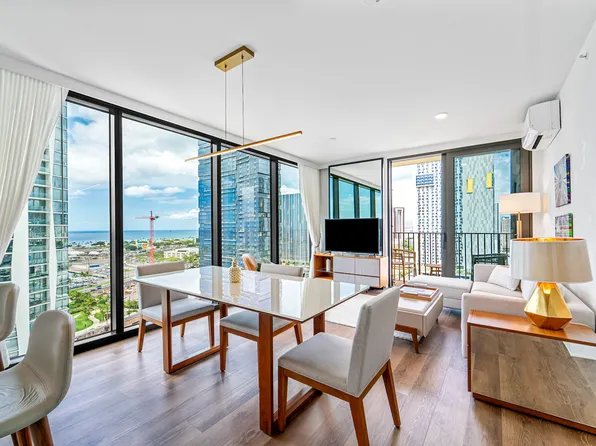 987 Queen St, Honolulu, HI