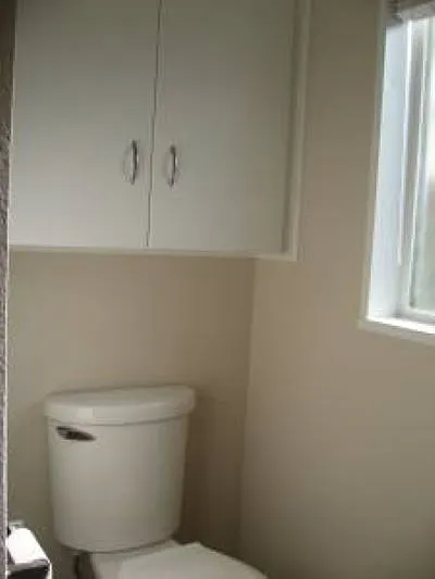 Upstairs bath 3
