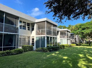 4280 Oaks Ter APT 203, Pompano Beach, FL 33069