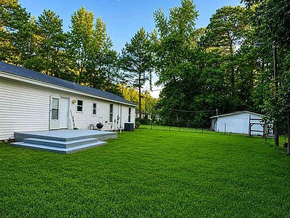 5th image of 4504 Spring Hill Rd