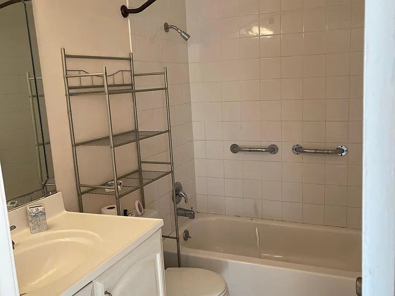411 N Halifax Ave #204 — Photo 6