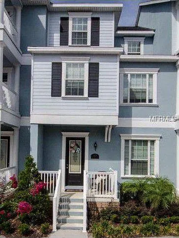 389 Old Farm Ln