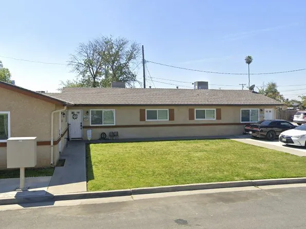 1765 Woodland Dr, Hanford, CA 93230