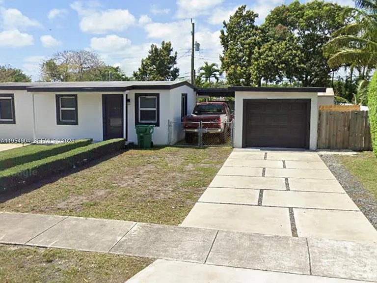4910 SW 98th Avenue Rd #A — Photo 1