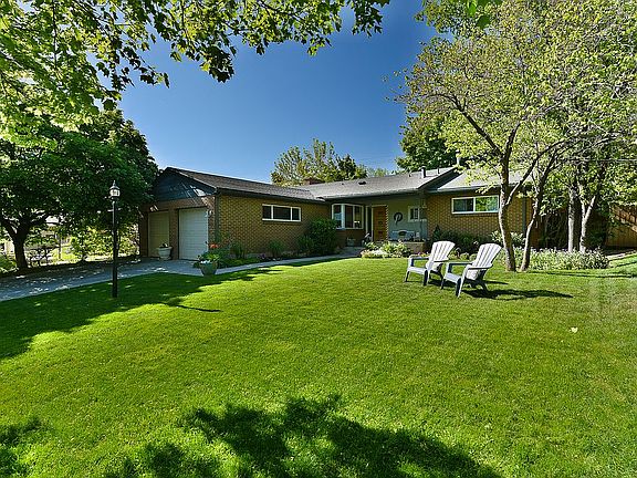 4th image of 2039 E Kensington Ave