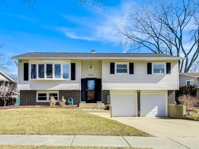 1107 N Greenfield Ln, Mount Prospect, IL, 60056
