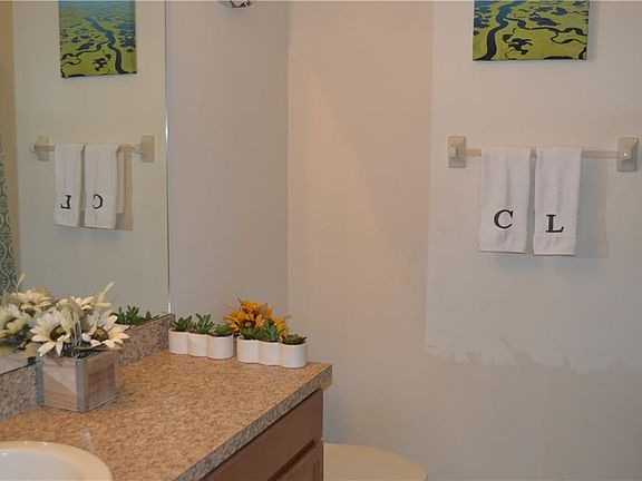 5th image of 3532 McCormick Woods Dr
