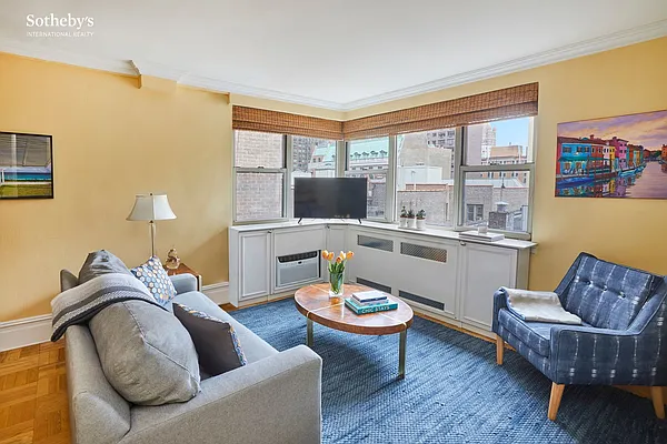Sold by Sotheby's International Realty | media 1