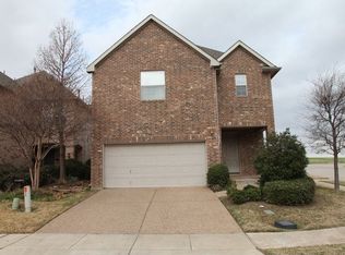 8123 Dogwood Ln, Irving, TX 75063