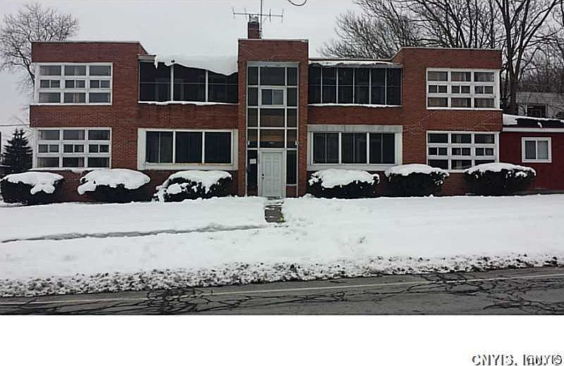 1st image of 1723 Meadowbrook Dr
