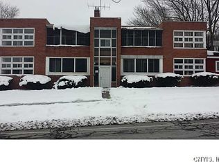 1723 Meadowbrook Dr, Syracuse, NY 13224