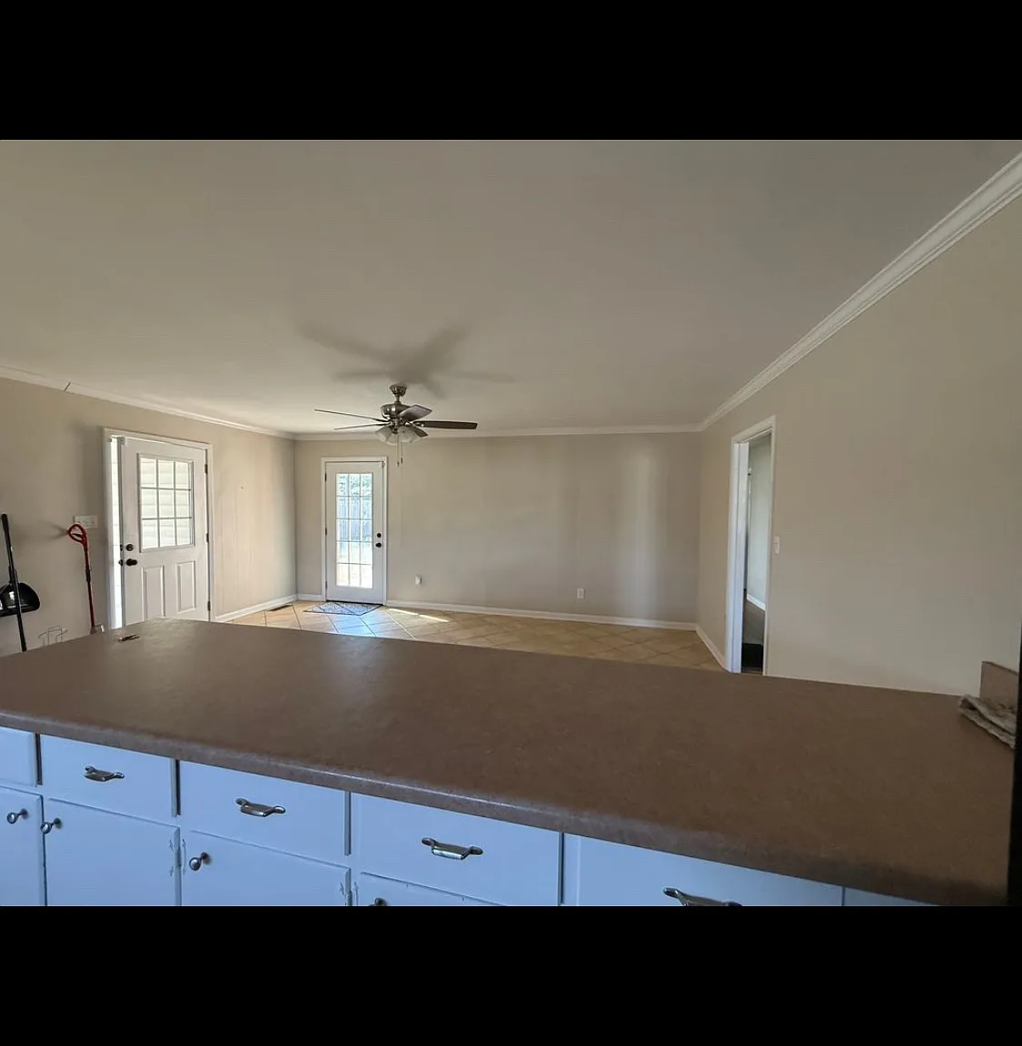 3 bed, 1593 sqft, $1,500 — Photo 3