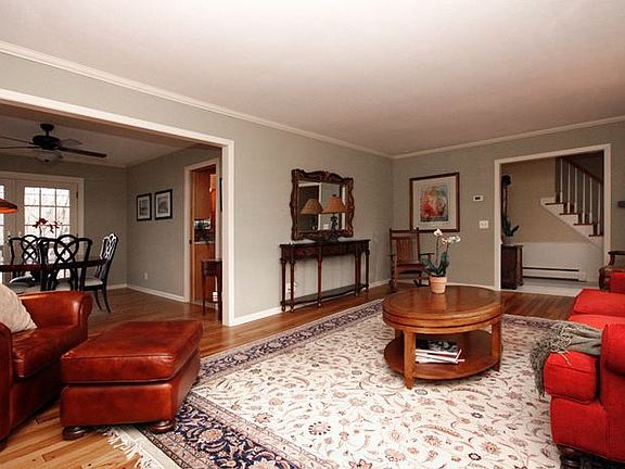 It’s time bring your life into this very welcoming home.