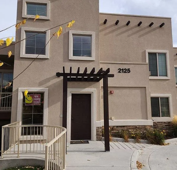 2125 King St #101 — Photo 1