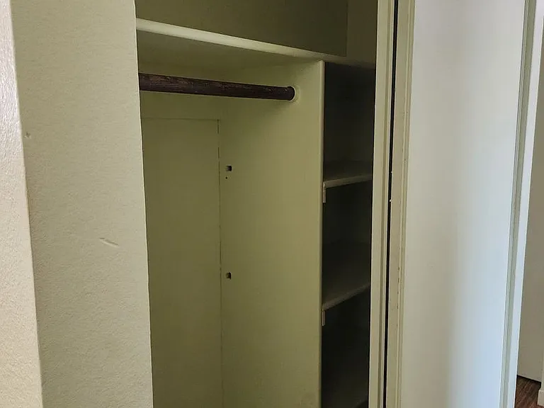 1712 Applegate Dr — Photo 17