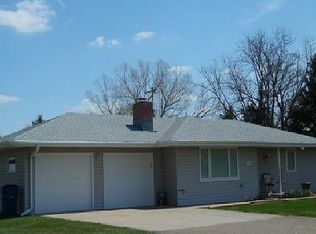 304 Skyview Dr, Hershey, NE 69143