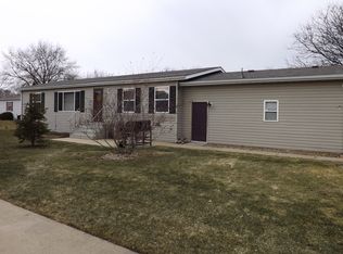 505 E Wood Ln, Belvidere, IL 61008