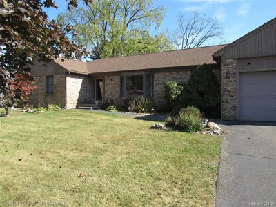 2871 Walbridge Rd, Rochester Hills, MI, 48307