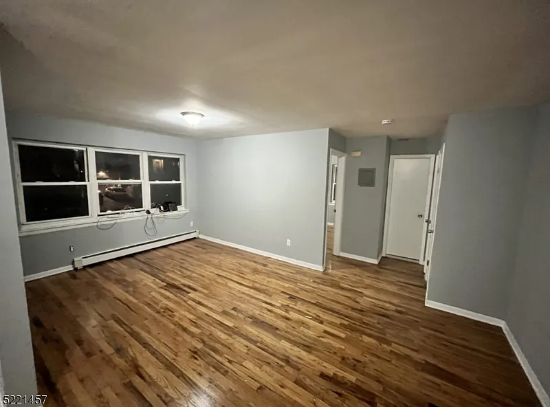 1 bed, 1.0 bath, $1,750 — Photo 1