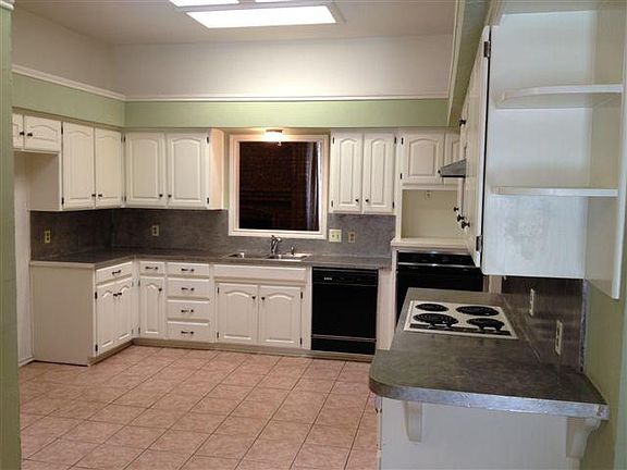5th image of 5624 Havana Dr