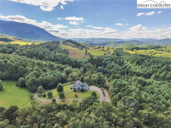 1352 Deep Ford Road, Lansing, NC 28643