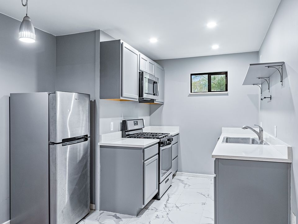 1st image of 1804 Gould St Suite 9