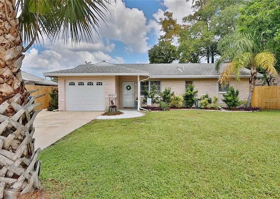 1st image of 2214 Winchester Dr