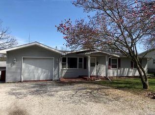 661 Parkside St, Hillsboro, IL 62049