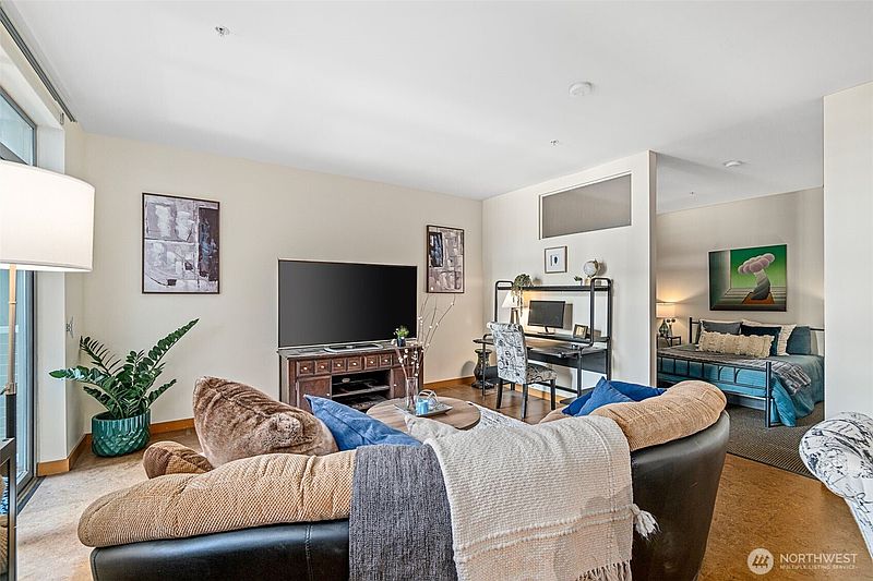 3rd image of 1414 12th Avenue #406