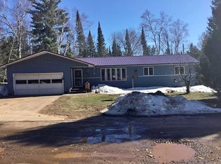 390 Mullins Dr, Ishpeming, MI 49849