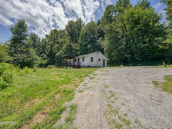 2nd image of 150 Dewey Davis Rd