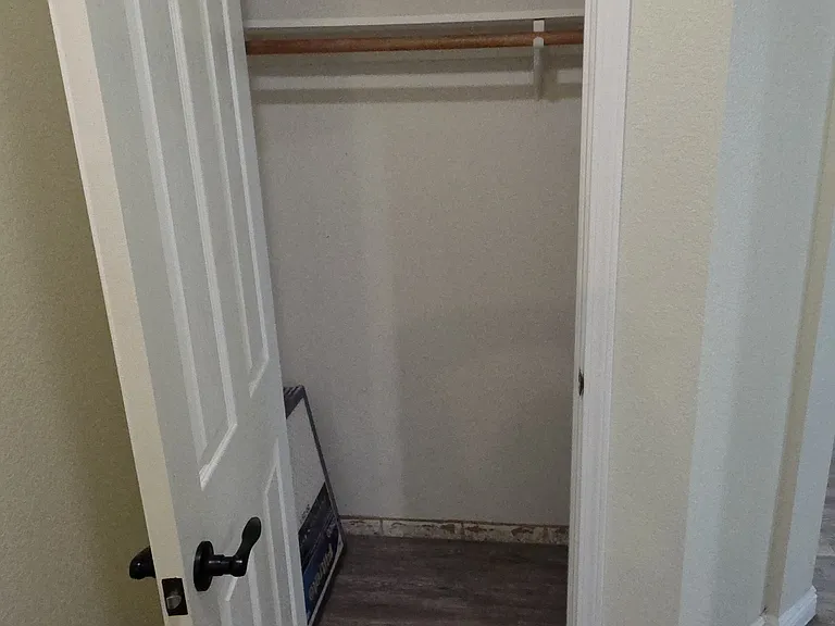 1387 Nicole Ave — Photo 17