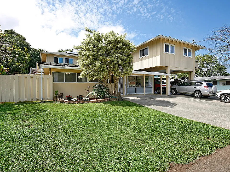 606 Ulumu St #B