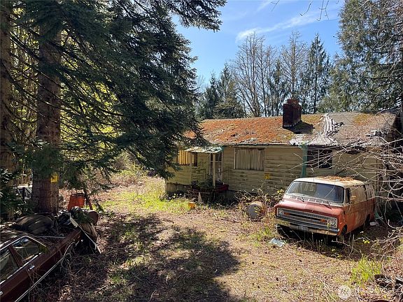 5th image of 11808 Woods Lake Rd