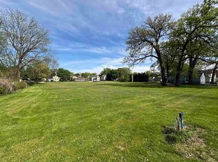 609 Grove St, Fort Atkinson, WI 53538