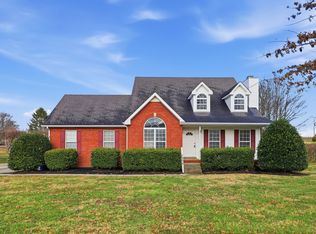 204 Creekwood Dr, White House, TN 37188