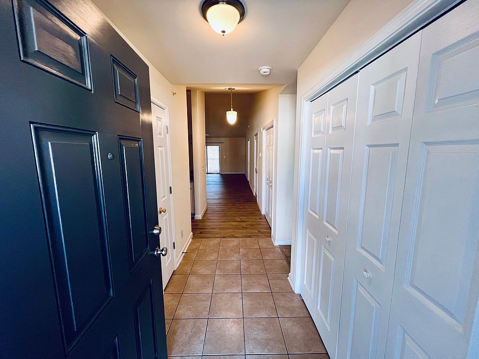 2826 Entryway_02132026