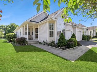 34 Goose Neck Ln, Riverhead, NY 11901