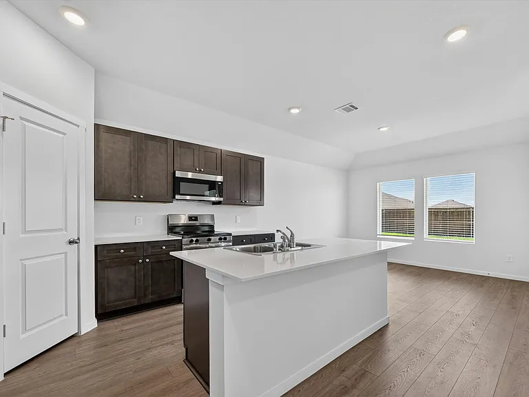 503 Northern Red Dr — Photo 8