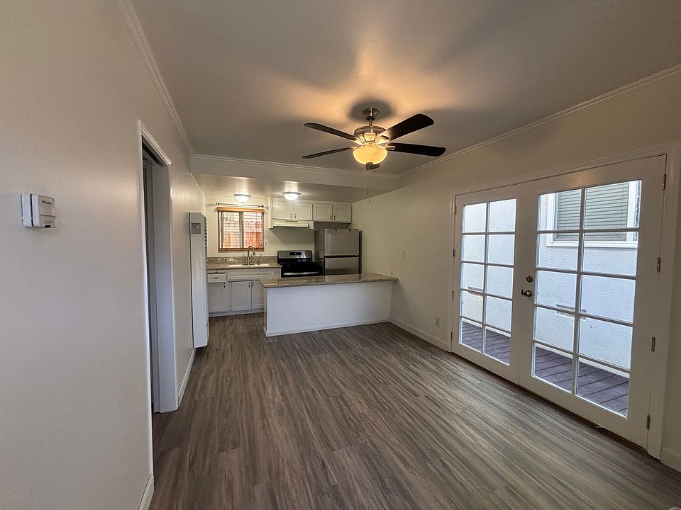 1st image of 206 41st St #206