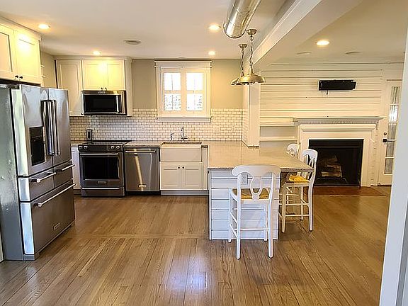 Dining Room - Kitchen View